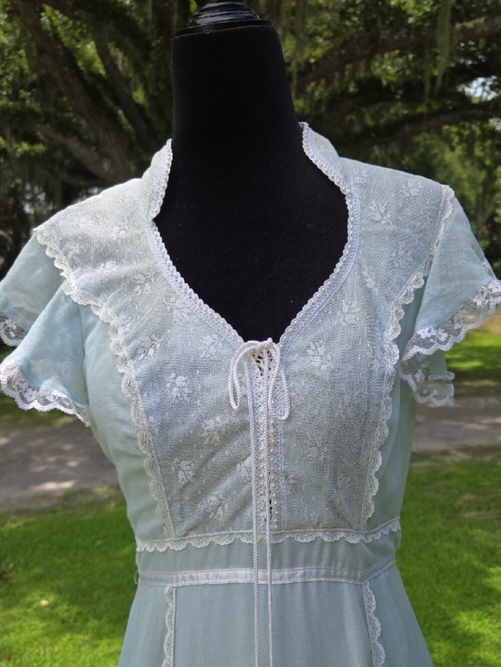 Vintage 1978 Light Blue Lace-Trim Maxi Dress Junior Size 11 - Picture 2 of 9